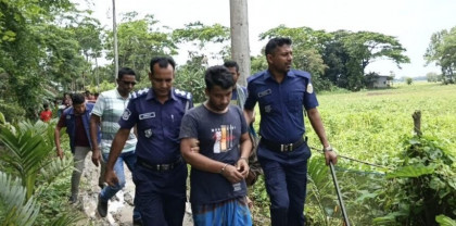 রাঙ্গাবালীতে শিশুর সঙ্গে অনৈতিক আচরণের অভিযোগে মাদ্রাসা শিক্ষক আটক
