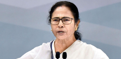 পদত্যাগ না করার ঘোষণা মমতার