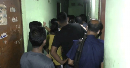 তালাবদ্ধ ঘরে মিলল গার্মেন্টসকর্মীর গলাকাটা মরদেহ
