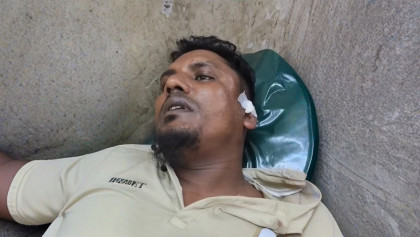 চাঁদা না দেওয়ায় ইটভাটা শ্রমিক সরদারের ওপর হামলার অভিযোগ, টাকা ছিনতাই
