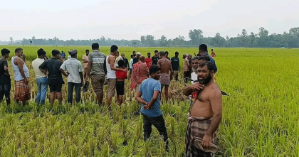 জয়পুরহাটে ফসলি মাঠ থেকে অজ্ঞাত ব্যক্তির মরদেহ উদ্ধার