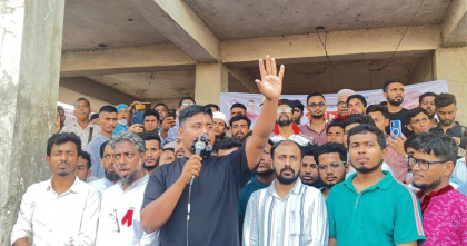 ঘুস-তদবির নয়, মেধা দিয়েই গড়তে হবে নতুন বাংলাদেশ: হাসনাত