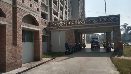 ঝালকাঠিতে শ্বশুরকে ফাঁসাতে গিয়ে কারাগারে পুত্রবধূ