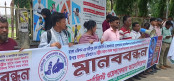 বাংলা এডিশনের সাংবাদিকের ওপর হামলা; মানববন্ধনের পর স্মারকলিপি প্রদান

