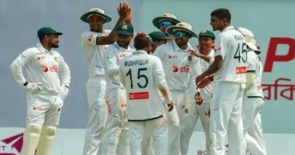 শেষ দিনে বাংলাদেশের চাই ৩ উইকেট, পাকিস্তানের ১২১ রান