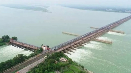ফারাক্কা ব্যারাজ পরিদর্শনে পশ্চিমবঙ্গে বাংলাদেশের প্রতিনিধিদল, শুরু হচ্ছে জেআরসি বৈঠক