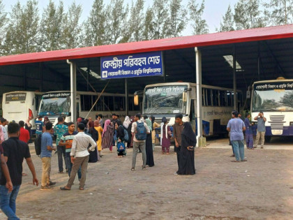 ঘরমুখো শিক্ষার্থীদের জন্য বাস সেবা: প্রশংসায় ভাসছে নোবিপ্রবি প্রশাসন