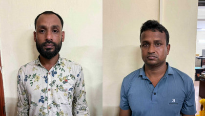 বগুড়ায় গোয়েন্দা পুলিশের হাতে ইয়াবাসহ দুই পুলিশ সদস্য গ্রেফতার