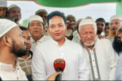 ২০ বছর পর গ্রামে ঈদ, আবেগাপ্লুত আব্দুর রহমান সানি

