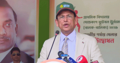 দুই মাসের মধ্যে স্কুল ড্রেস, চলতি বছরেই শিক্ষার্থীদের জন্য মিড ডে মিল চালু: শিক্ষামন্ত্রী 