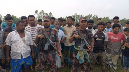লালমনিরহাটের ৩ সীমান্তে ৩৩ জনকে পুশইনের চেষ্টা, সতর্ক অবস্থানে বিজিবি