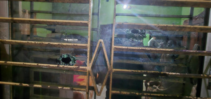 বেনাপোলের ব্যবসায়ীর বাড়িতে গভীর রাতে গুলি 