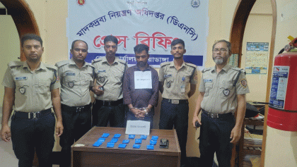চুয়াডাঙ্গায় তিন হাজার পিস ইয়াবাসহ যুবক আটক 