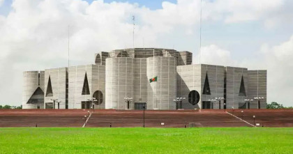 নতুন সরকারের প্রথম বাজেট অধিবেশন চলছে
