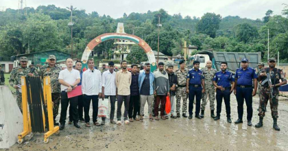 ভারতে সাজাভোগ শেষে দেশে ফিরলেন ৭ বাংলাদেশি