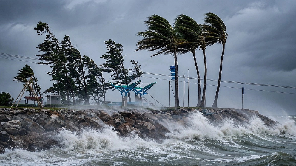 দেশের ১৩ অঞ্চলে ঝড়ো হাওয়ার সতর্কতা