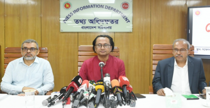 আওয়ামী লীগ নিষিদ্ধের বিষয়টি আদালতের এখতিয়ার: তথ্য উপদেষ্টা

