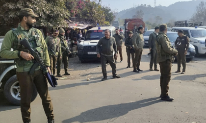 কিশতওয়ারে পুলিশ কর্মকর্তাদের ওপর সেনাসদস্যদের হামলা ও মামলা