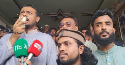 হাসিনাকে দেশে ফিরিয়ে এনে ফাঁসিতে ঝোলানো হবে: নাসীরুদ্দীন পাটওয়ারী 