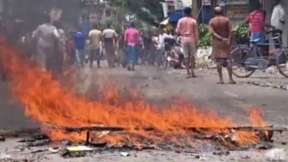 কিশোরীকে ধর্ষণের পর হত্যার ঘটনায় উত্তাল পশ্চিমবঙ্গ