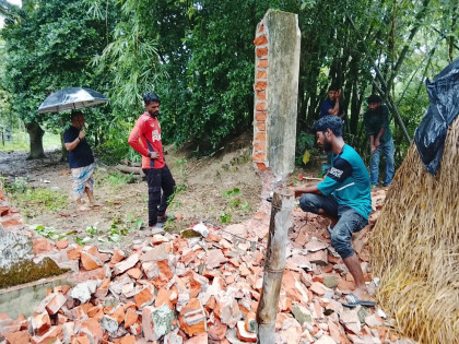 চৌদ্দগ্রামে সীমানা দেয়াল ভাঙচুরের অভিযোগ, মামলা