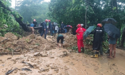 বান্দরবান ও কক্সবাজারে পাহাড়ধসে নিহত ৭