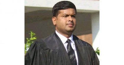 কসবায় সাবেক ছাত্রলীগ নেতা ও আইনজীবী মনোয়ারের মরদেহ উদ্ধার: এলাকায় চাঞ্চল্য   