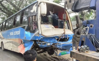 মরদেহ নিয়ে ফেরার পথে প্রাণ গেল দুজনের