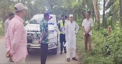 চুয়াডাঙ্গা-দর্শনা মহাসড়কে গাছ ফেলে পথরোধ করে ডাকাতি