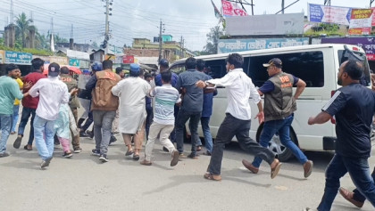শিশু ধর্ষণ ও হত্যা মামলার আসামিকে ছিনিয়ে নিতে পুলিশ সুপারের কার্যালয় ঘেরাও