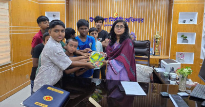ইউএনও তিথি মিত্রের একটি ফুটবল পুরো দিনটায় আনন্দময় করে দিল  