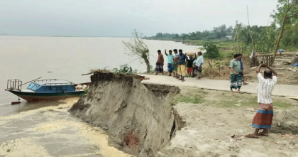 যমুনার ভয়ংকর ভাঙনে নির্ঘুম চরাঞ্চলবাসী, বিলীন ১২ গ্রাম