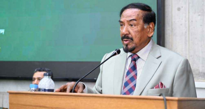 স্পিকার সফর সংক্ষিপ্ত করে দেশে ফিরলেন
