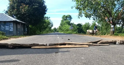 ফটিকছড়ি উত্তর উপজেলায় হরতাল; চট্টগ্রাম-খাগড়াছড়ি সড়কে যান চলাচল বন্ধ 