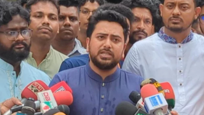 গোলাপগঞ্জে যাব, দেখি কত সন্ত্রাসী আছে: নাহিদ ইসলাম