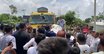 বগুড়ায় ট্রাক-পিকআপ সংর্ঘষে চারজন নিহত