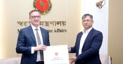 রোহিঙ্গা সংকট সমাধানে অস্ট্রেলিয়ার সহযোগিতা কামনা করেন স্বরাষ্ট্রমন্ত্রী  