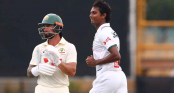 শুরুতেই অস্ট্রেলিয়া শিবিরে হাসানের আঘাত