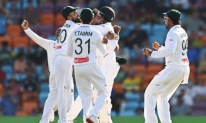অস্ট্রেলিয়ার মাটিতে প্রথম টেস্ট জয় বাংলাদেশের