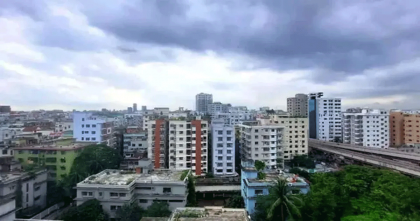 মেঘে ঢেকেছে ঢাকার আকাশ, হতে পারে বজ্রসহ বৃষ্টি