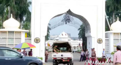 শপথ নিতে বঙ্গভবনে নবনির্বাচিত রাষ্ট্রপতি