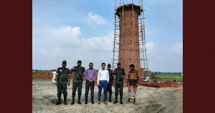 সাপাহারে অবৈধ ইটভাটায় অভিযান, এক লাখ টাকা জরিমানা 