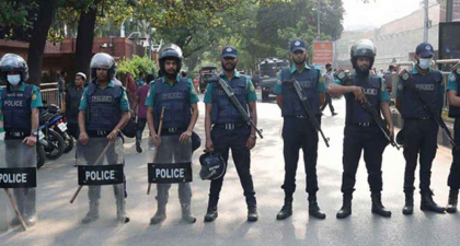 কূটনৈতিক এলাকায় হঠাৎ নিরাপত্তা জোরদার