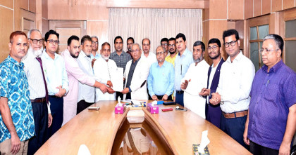 চবিতে শিক্ষার্থীরা পাচ্ছে নতুন ৮টি বাস, শিক্ষকরা ২টি