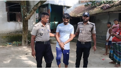 ঠাকুরগাঁওয়ে ৮০ পিস ইয়াবাসহ যুবক গ্রেপ্তার