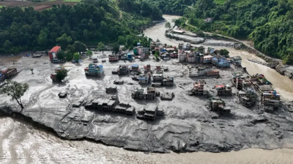 নেপালে ভয়াবহ হিমবাহধসে মৃত্যু ছাড়াল ৩৯০