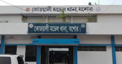 যশোরে  স্কুল শিক্ষক ছেলের বটির কোপে মায়ের শিরচ্ছেদ 