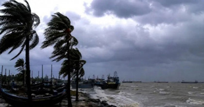 বঙ্গোপসাগরে লঘুচাপ, চার সমুদ্রবন্দরে ৩ নম্বর সতর্কসংকেত 
