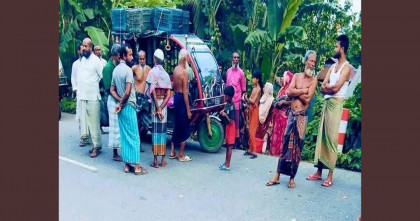 ঢাকা-আরিচা মহাসড়কে সেলফী পরিবহনের রুট পারমিট বাতিলের দাবিতে জেলা প্রশাসকের কাছে স্মারকলিপি