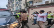 র্যাব পরিচয়ে মেসে গিয়ে জবির নারী শিক্ষার্থীকে তুলে নেয়ার চেষ্টা র্যাব পরিচয়ে মেসে গিয়ে জবির নারী শিক্ষার্থীকে তুলে নেয়ার চেষ্টা